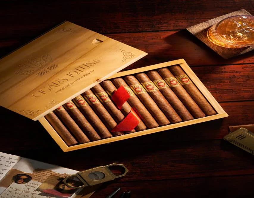 Cigar Lotus S